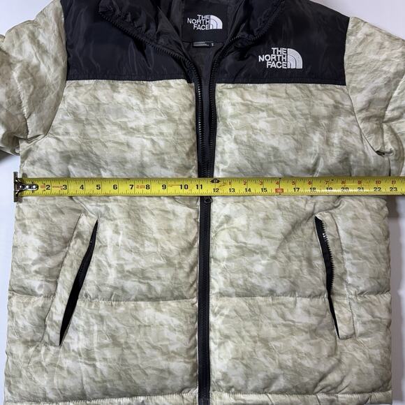 Supreme x The North Face 700 Down Nuptse Jacket Men’s M Cream Black Puffer - Picture 10 of 16